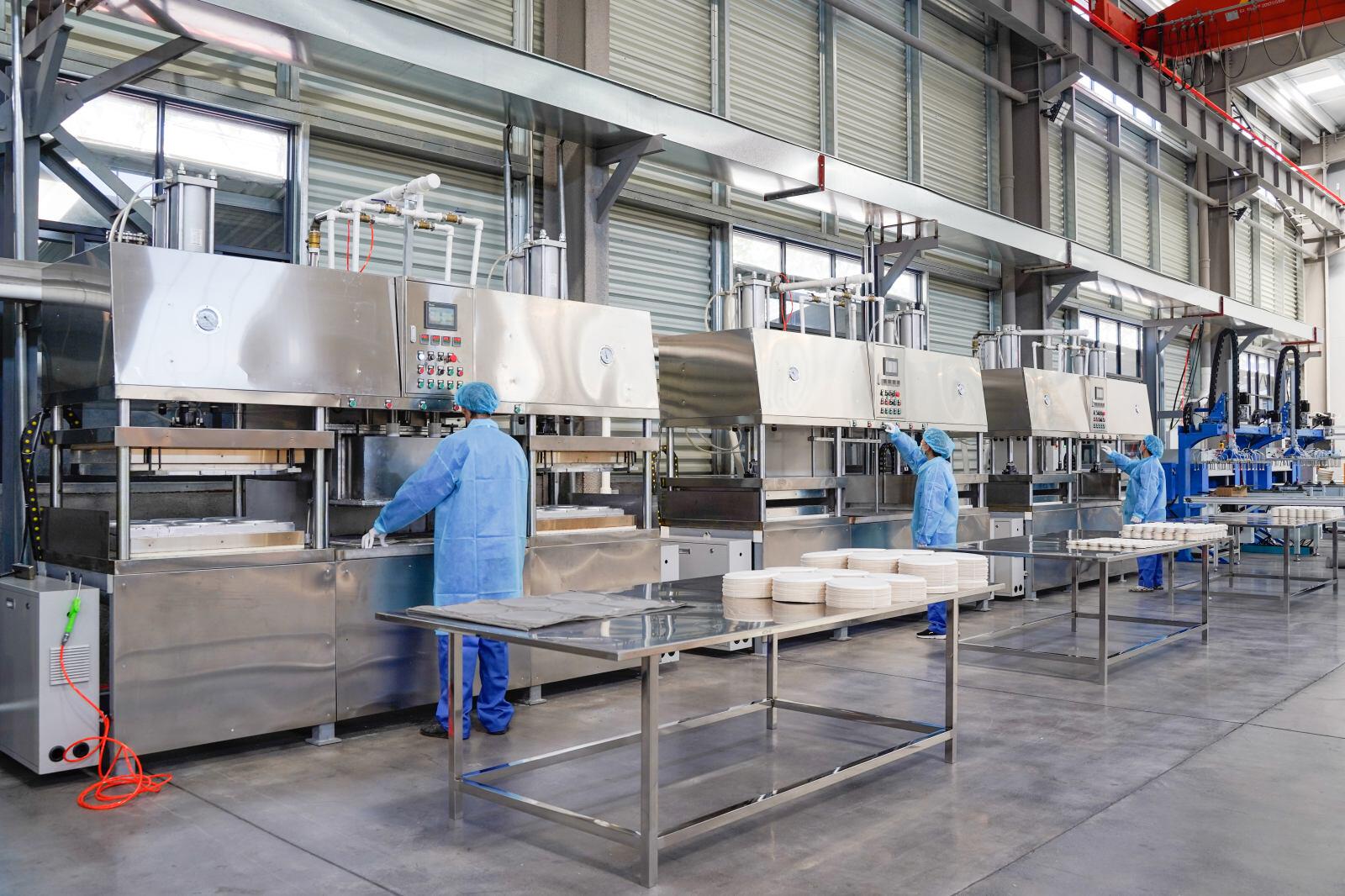 Say no to small, makeshift workshops—come take a look at our large-scale facility.